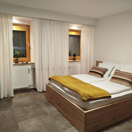 Apartma Mamut 1850 Камнік Екстер'єр фото